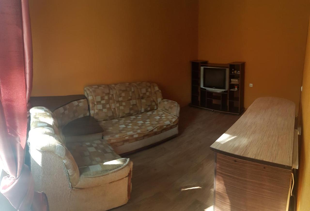 Maiami Hotel Nikopol Bagian luar foto