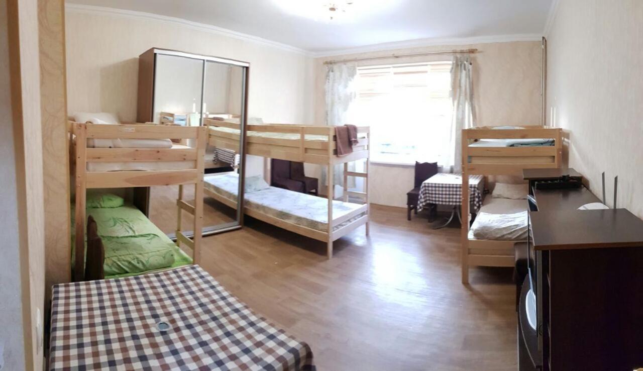 Maiami Hotel Nikopol Bagian luar foto