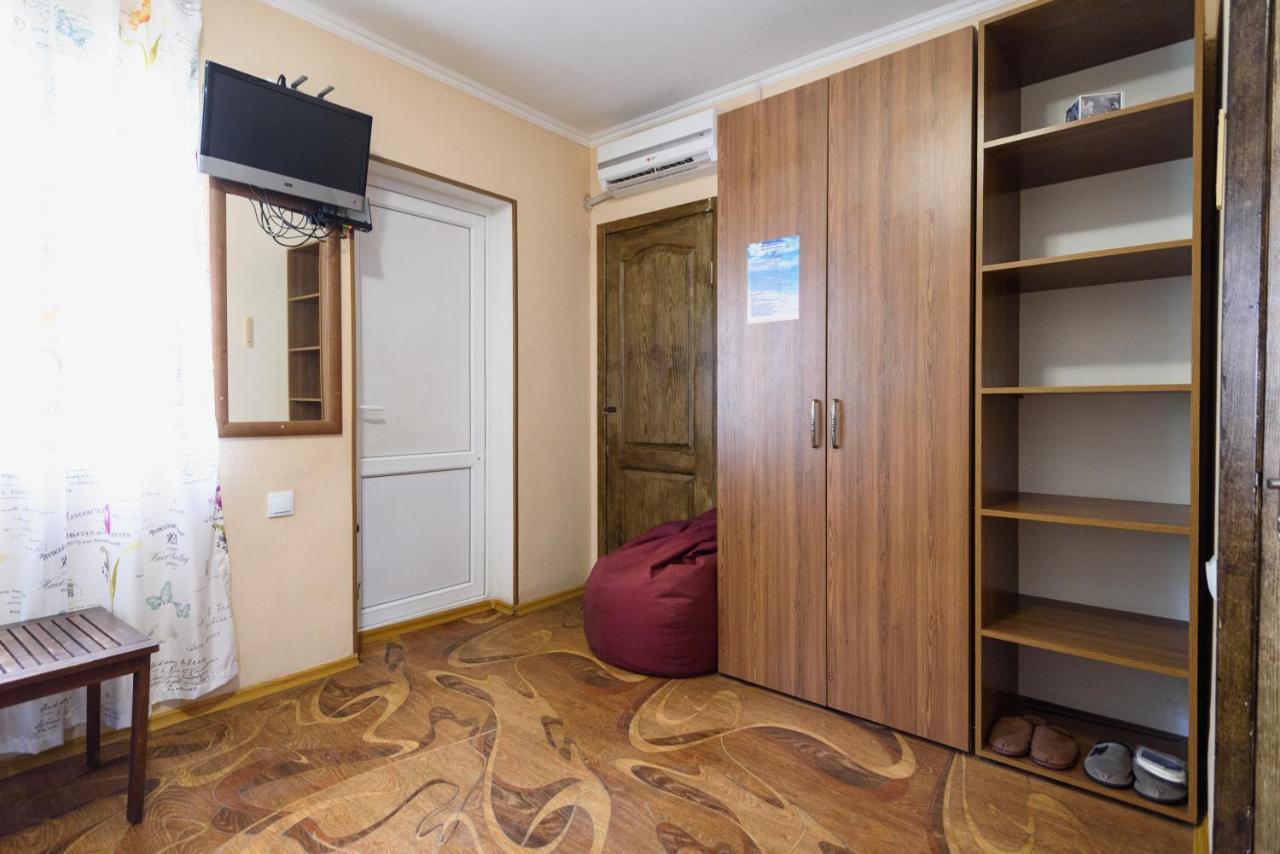 Maiami Hotel Nikopol Bagian luar foto