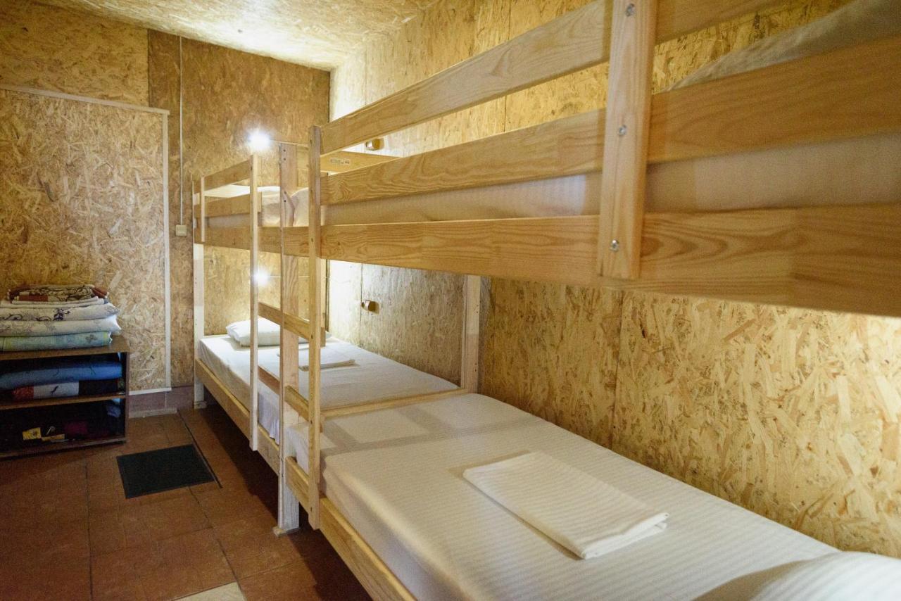 Maiami Hotel Nikopol Bagian luar foto